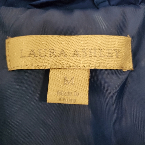 Laura Ashley Vest - Picture 4 of 5